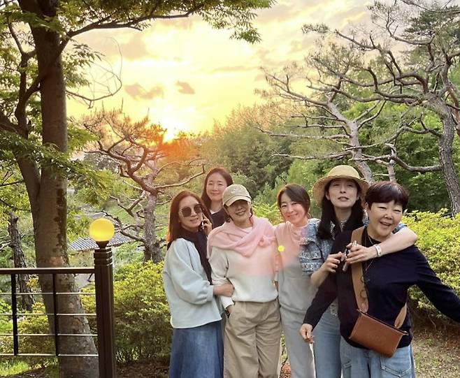 윤유선 소셜 계정 캡처