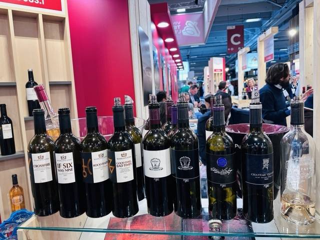 올 2월 프랑스에서 열린 ‘와인 파리 2025(Wine Paris 2025)’ 박람회에 다양한 현지 와인들이 전시돼 있다.