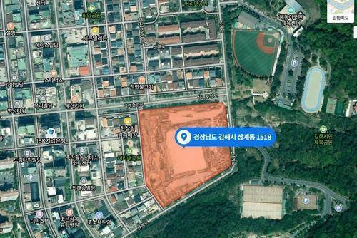 학교법인 인제학원 소유였던 옛 김해시 삼계동 종합의료시설 부지(붉은색). [네이버 지도 캡처]