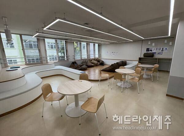 그린스마트스쿨 사업으로 준공된 제주여자상업고등학교 국향쉬터. (사진=제주도교육청)