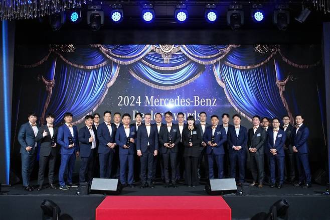 '메르세데스 벤츠 코리아 공식딜러 한성자동차가 '2024 메르세데스 벤츠 딜러 어워드 6개 부문에서 1위를 차지했다.' 사진=메르세데스 벤츠 공식딜러 한성자동차