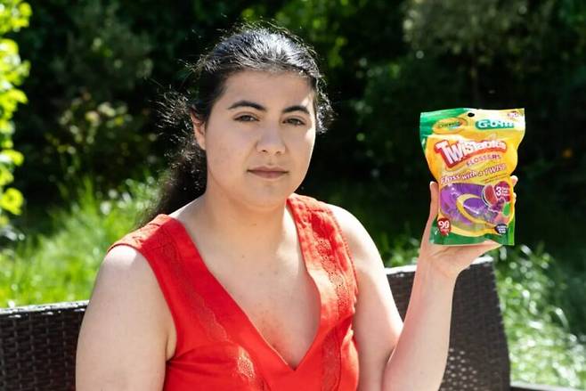 민트(박하)에 알레르기가 있는 여성이 동료가 양치 후 분 입김에 알레르기 반응을 일으켜 응급실로 이송된 사연이 소개됐다. [사진=SNS]