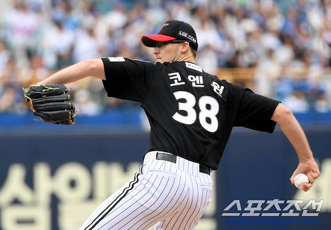 11일 대구 라이온즈파크에서 열린 삼성 라이온즈와 LG 트윈스의 경기. LG 코엔 윈이 역투하고 있다. 대구=박재만 기자 pjm@sportschosun.com/2025.05.11/