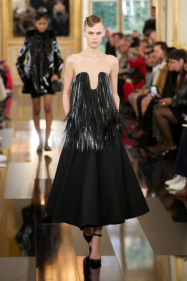 발렌티노 2024 F/W