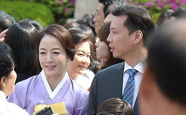 정대선 전 HN Inc 사장(오른쪽)과 노현정 전 아나운서. ⓒ 뉴시스