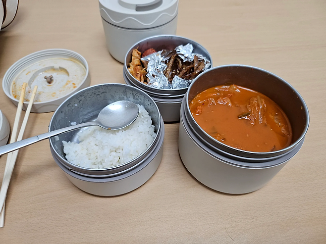 image.png 급식 없던 시절의 그 도시락통은