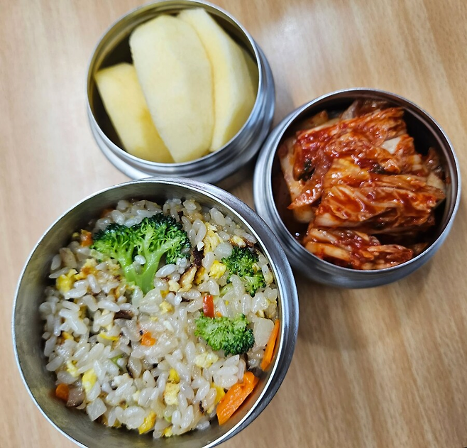 image.png 급식 없던 시절의 그 도시락통은