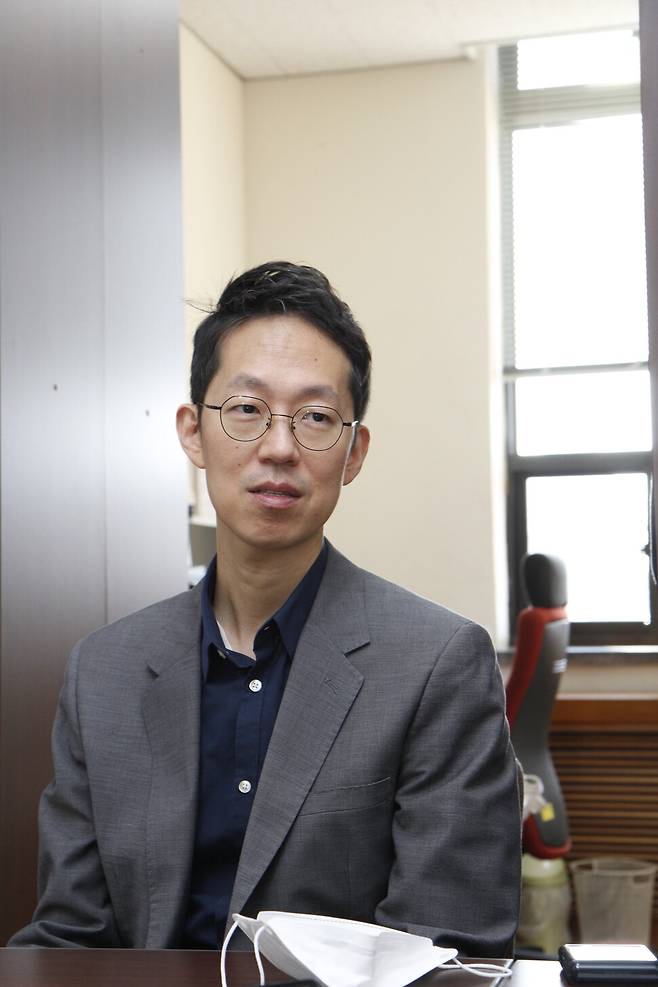강정한 연세대 사회학과 교수
