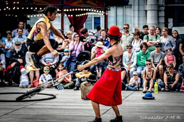 ▲ 이탈리아 거리예술공연단인  ‘코메타 서커스’팀이  21~22일 속초 피노디아에서 공연을 연다.