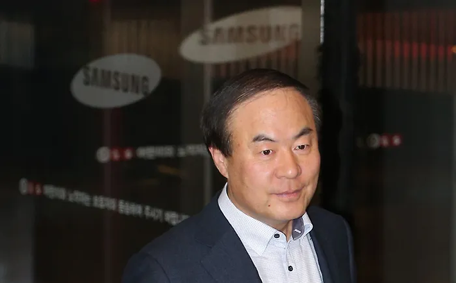 삼성전자 반도체를 이끄는 전영현 삼성전자 디바이스솔루션(DS) 부문장은 21일 취임 1년을 맞았다. 연합뉴스