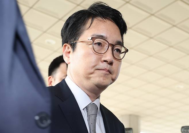 심우정 검찰총장이 지난 3월 10일 서울 서초구 대검찰청으로 출근하고 있다. 연합뉴스