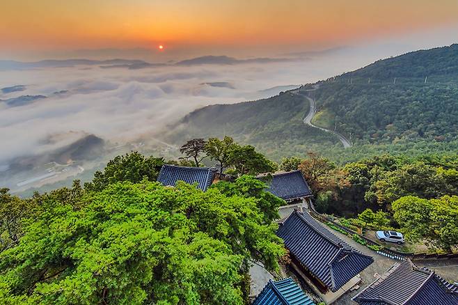 지리산 산청 정취암./경남도/