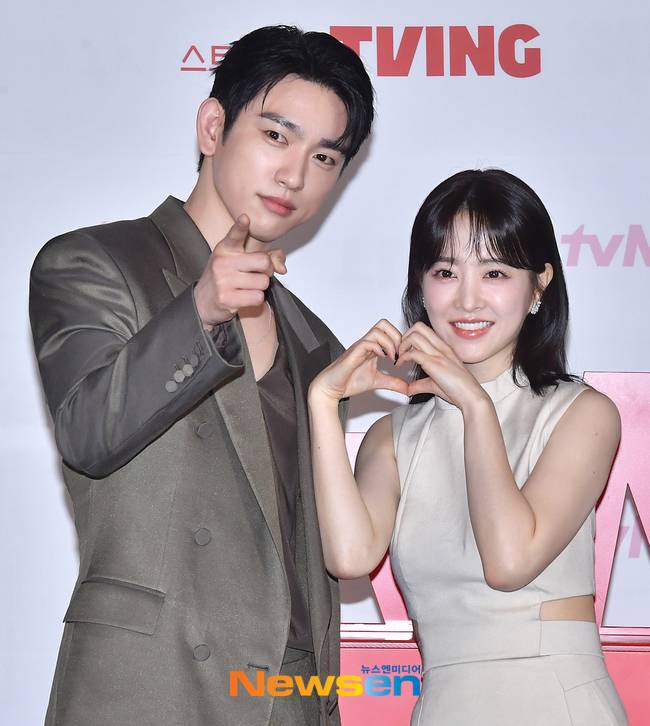 왼쪽부터 박진영, 박보영