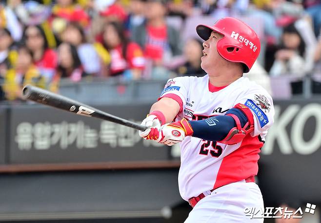 KIA 타이거즈 외야수 이우성이 지난 20일 수원 KT 위즈전까지 2025 시즌 타율 0.230(122타수 28안타) 2홈런 10타점 OPS 0.692로 부진에 빠져 있다. 사진 엑스포츠뉴스 DB