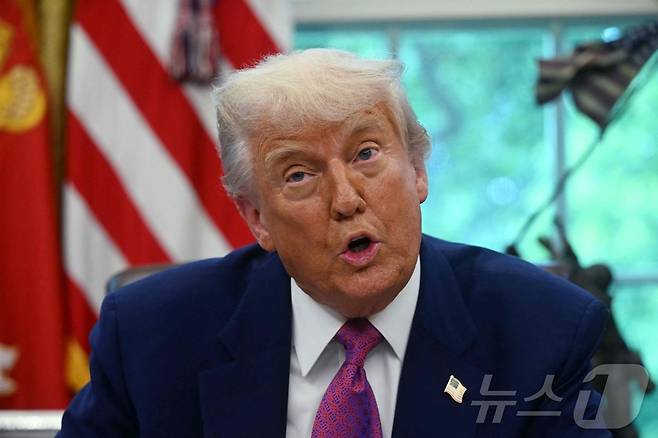 도널드 트럼프 미국 대통령이 20일(현지시간) 워싱턴 백악관에서 “중국과 러시아, 북한의 공격에 대비한 미국판 미사일 방어망인 '골든돔'을 임기 중에 실전 배치하겠다”고 밝히고 있다. 2025.05.21 ⓒ AFP=뉴스1 ⓒ News1 우동명 기자