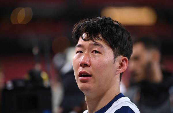 유로파리그 우승 후 눈물을 흘리는 손흥민. ⓒGettyimagesKorea