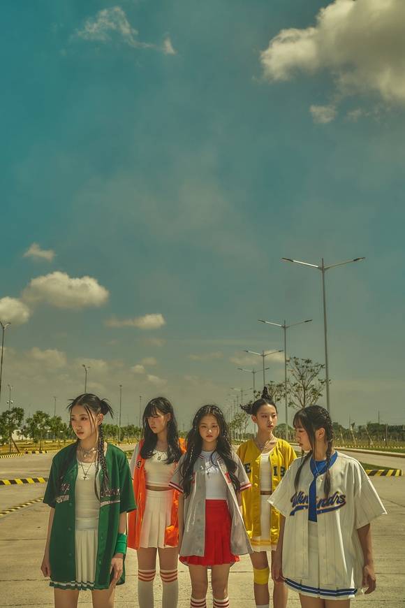 버비는 "이번 곡은 버비의 통통 튀고 우리끼리 놀 때의 자유로운 모습을 보여줄 수 있는 곡"이라며 "다음 앨범 땐 이번보다 더 멋지고 나은 모습 보여드리는 게 목표"라고 말했다. /온원엔터