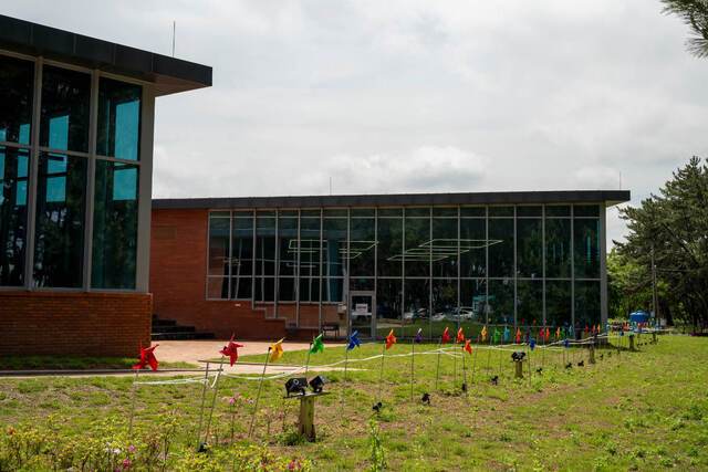 장항스카이워크 바로 앞에 들어선 송림동화.