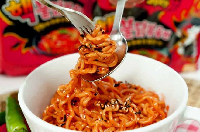 삼양식품의 '핵불닭볶음면'.   삼양식품