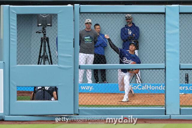 불펜 훈련 세션을 소화하고 있는 오타니 쇼헤이. /게티이미지코리아