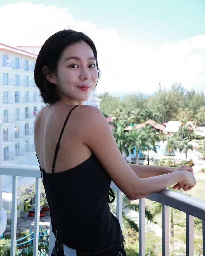 가수출신 배우 유이 in 마리아나