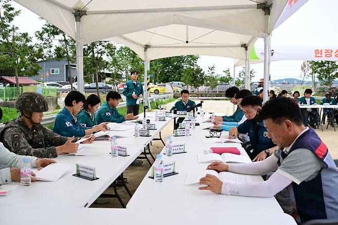 [논산=뉴시스]충남 논산시가 논산시 광석면 신당리 765 일원에서 유관기관 합동으로 '2025 안전한국훈련'을 실시했다. 2025. 05. 22 photo@newsis.com *재판매 및 DB 금지