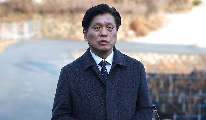 브리핑하는 더불어민주당 조승래 수석대변인. 연합뉴스