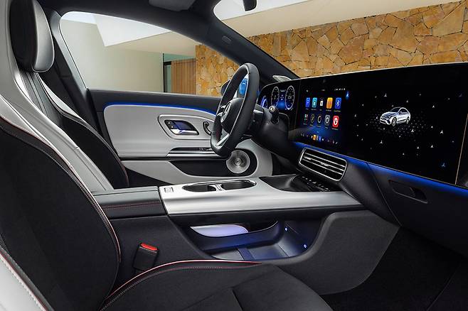 더 뉴 메르세데스-벤츠 CLA