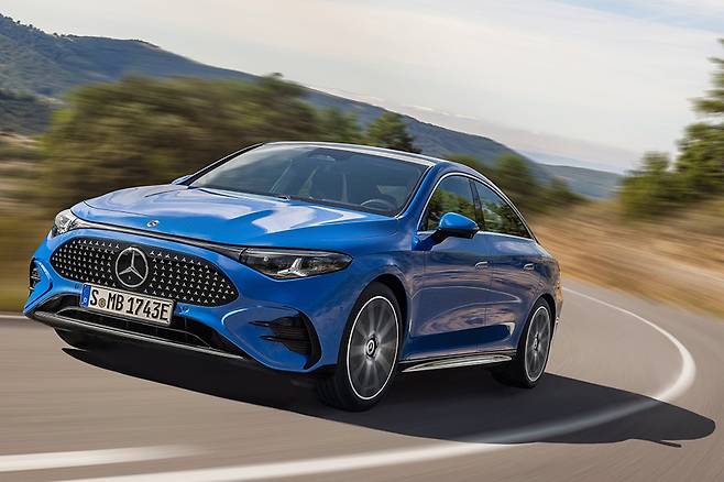 더 뉴 메르세데스-벤츠 CLA