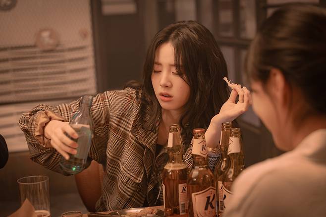 tvN 드라마 ‘언젠가는 슬기로울 전공의생활’에서 표남경 역으로 출연한 배우 신시아 연기장면. 사진 tvN