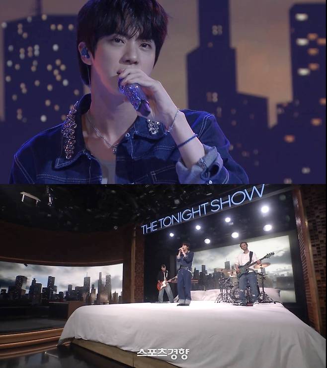 방탄소년단 멤버 진의 NBC 인기 프로그램 ‘더 투나잇 쇼 스타링 지미 팰런’ 출연 모습. ‘더 투나잇 쇼’ X 공식 계정