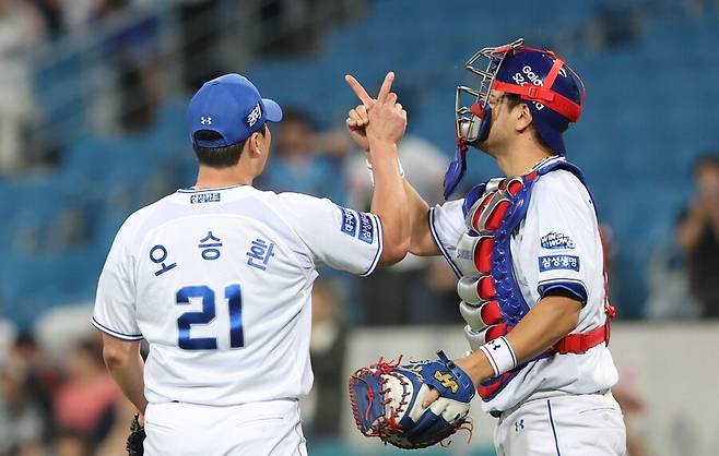 ▲ 삼성 라이온즈 오승환(왼쪽)과 강민호 ⓒ 삼성 라이온즈