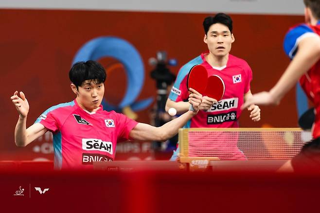 세계탁구선수권 남자복식에 나선 조대성(왼쪽)과 장우진 [대한탁구협회 제공. 재판매 및 DB 금지]