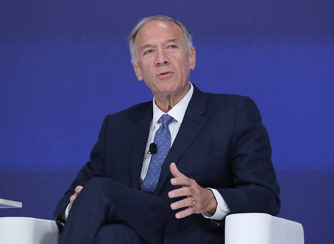 마이크 폼페이오 전 미국 국무장관이 21일 서울 신라호텔에서 열린 제16회 아시안리더십콘퍼런스(ALC) '트럼프 2.0, 전 美 국무장관이 말하는 미국의 대한반도 전략' 세션에서 발표를 하고 있다./박성원 기자