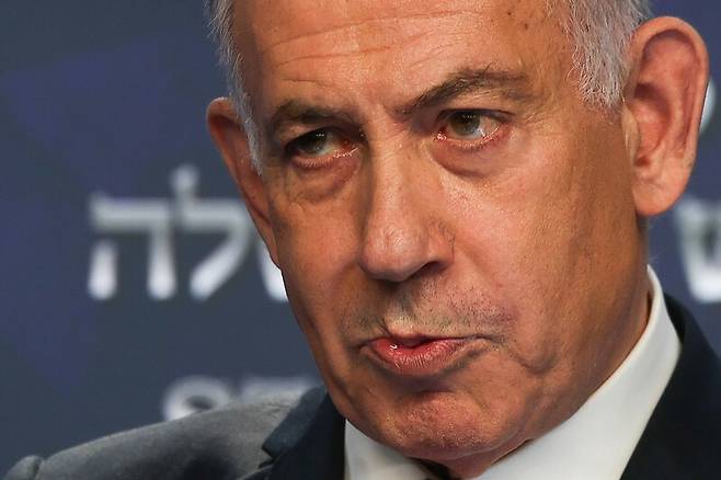 베냐민 네타냐후 이스라엘 총리가 21일(현지시각) 예루살렘에서 열린 기자회견에서 연설하고 있다. 예루살렘/EPA 연합뉴스
