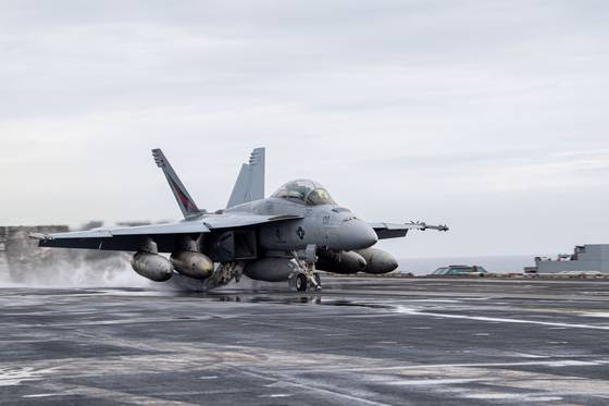 A Super Hornet fighter jet takes part in the first multidomain exercise of Freedom Edge held by Korea, the United States and Japan in international waters, south of Jeju Island, on June 28, 2024. [YONHAP]