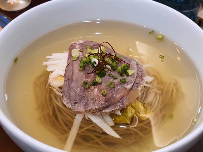 김인복 셰프가 선보이는 김인복의광평 냉면. /사진=다이어리알