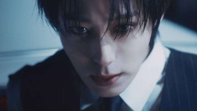 그룹 원어스 환웅/알비더블유