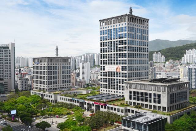 부산시청 전경. 사진제공=부산시