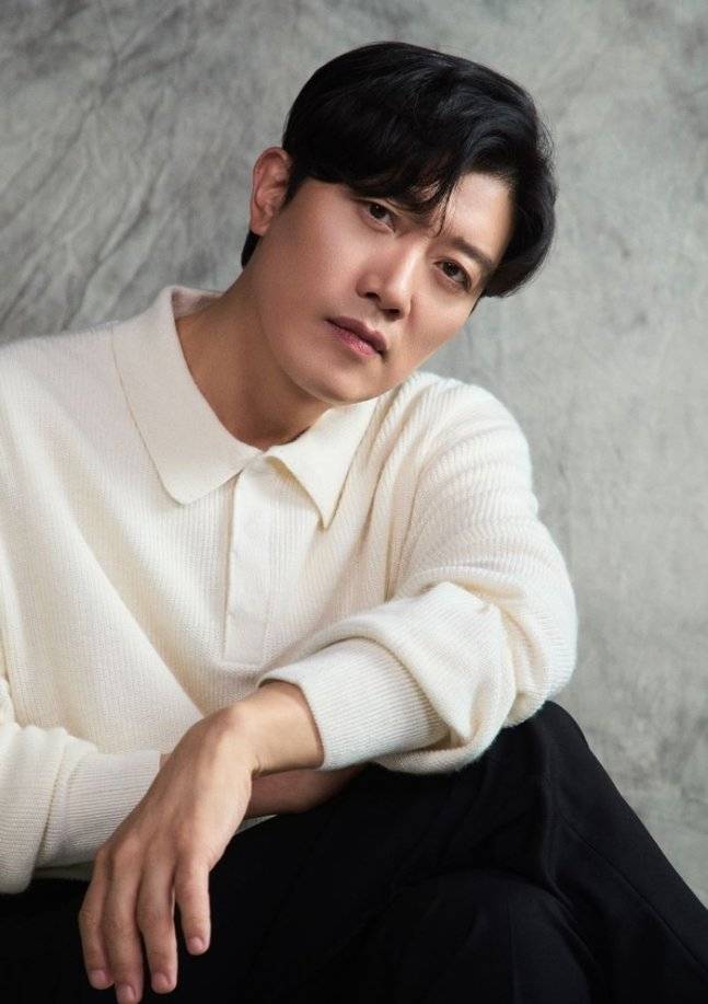 매니지먼트 시선 제