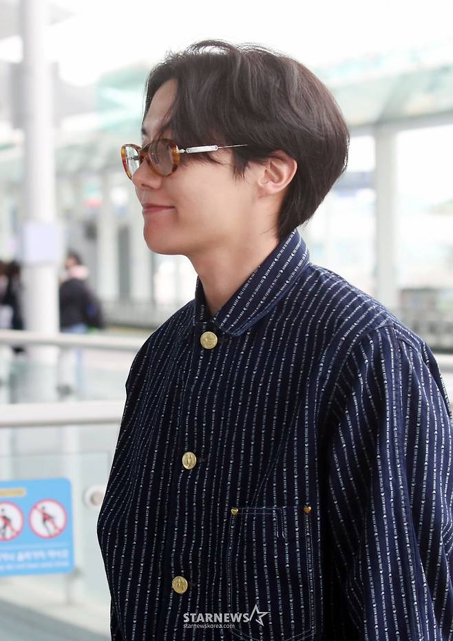 BTS 제이홉 '옆모습도 멋있어~'[★포토]
