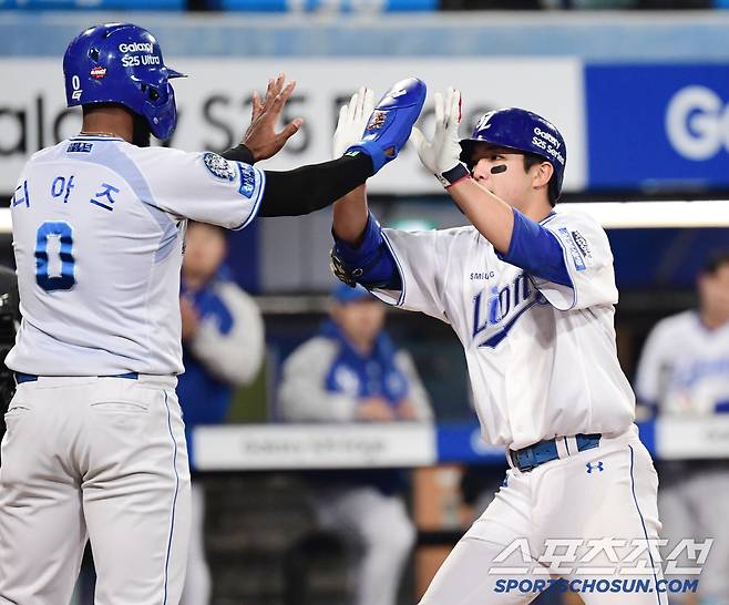 23일 대구 삼성라이온즈파크에서 열린 KBO리그 삼성과 KIA의 경기. 8회 투런홈런을 날린 삼성 김영웅. 대구=송정헌 기자songs@sportschosun.com/2025.05.23/