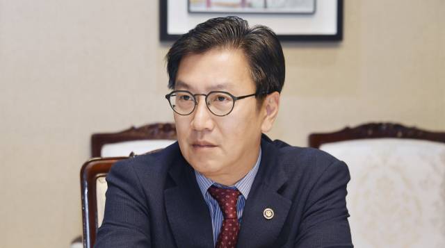 김범석 기획재정부 장관 직무대행 1차관이 23일 서울 종로구 정부서울청사에서 열린 '제46차 물가관계차관회의'를 주재하고 있다. 사진 제공=기재부.