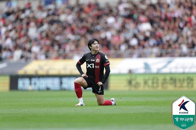 ▲ 24일 오후 서울월드컵경기장에서 FC서울과 수원FC의 하나은행 K리그1 2025 15라운드가 펼쳐졌다. 경기 결과 서울과 수원FC가 1-1로 비기면서 승점 1점씩 나눠 가졌다.&nbsp;ⓒ 한국프로축구연맹