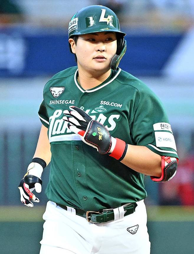 24일 LG 전에서 홈런을 친 SSG 고명준. [SSG 랜더스 제공. 재판매 및 DB 금지]