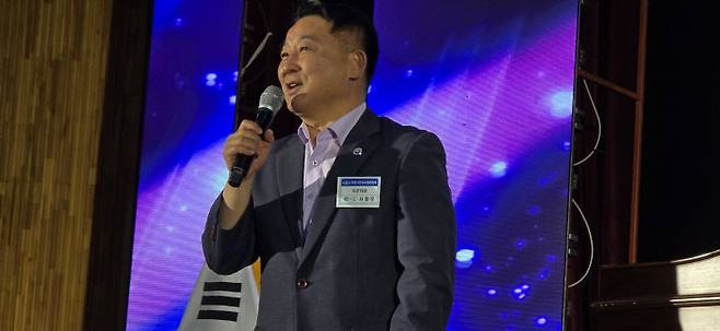 서철모 서구청장이 축사하고 있다.