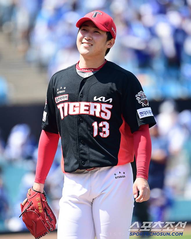 25일 대구 삼성라이온즈파크에서 열린 KBO리그 삼성과 KIA의 경기. 1회 투구를 마친 KIA 윤영철. 대구=송정헌 기자songs@sportschosun.com/2025.05.25/