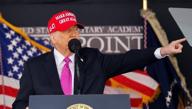 ▲ 육사 졸업식 연설하는 트럼프 미국 대통령 [연합뉴스]