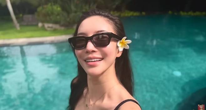 김윤지 채널 캡처