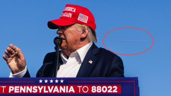 수상사진을 확대해 보면 날아가는 총알을 확인할 수 있다. 뉴욕타임스 제공.